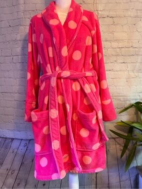 PINK Victoria's Secret Bright Pink Polka Dot Plush Robe